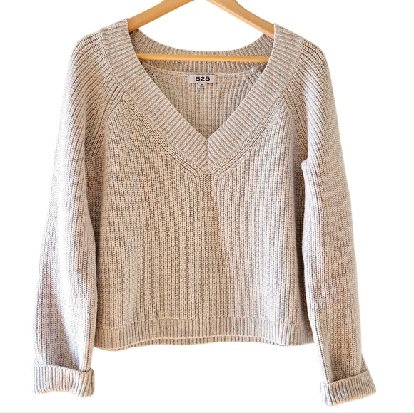 525 America Metallic Rainbow Vneckline Knit Fisherman Sweater Size Medium. - Picture 1 of 16